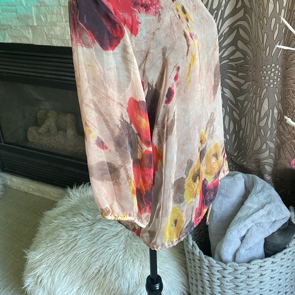 Cassis floral sheer long sleeve blouse - Picture 4 of 5